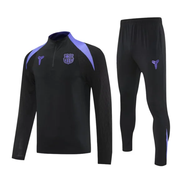 4 FC Barcelona Trainingspak 2025/26