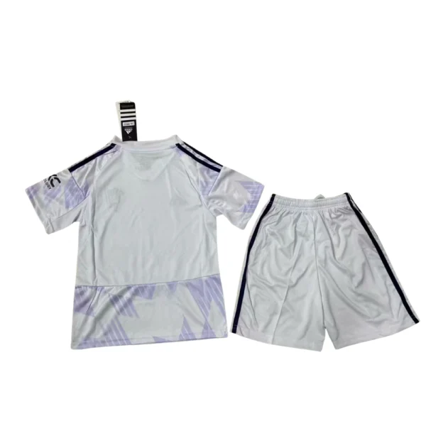 9 Manchester United Uit set 2025/26 Kids